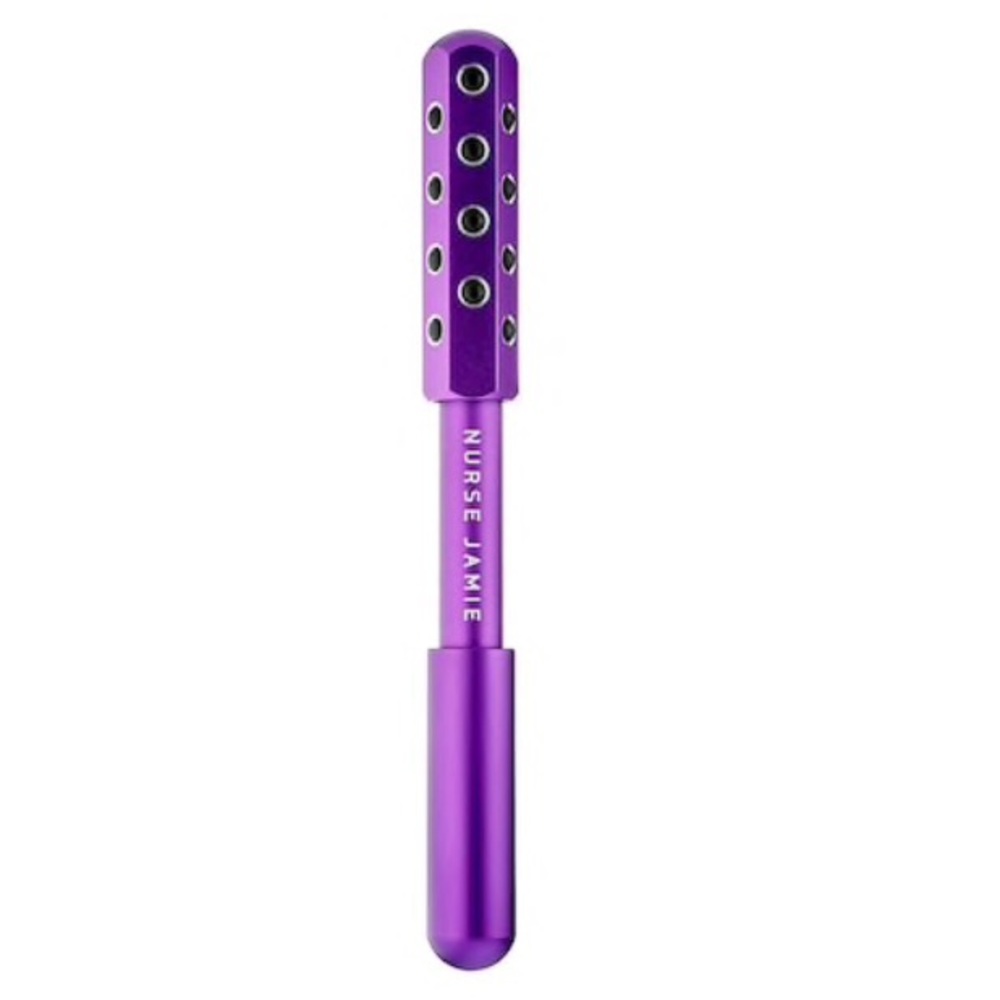 ** SOLD**NURSE JAMIE BEAUTY ROLLER